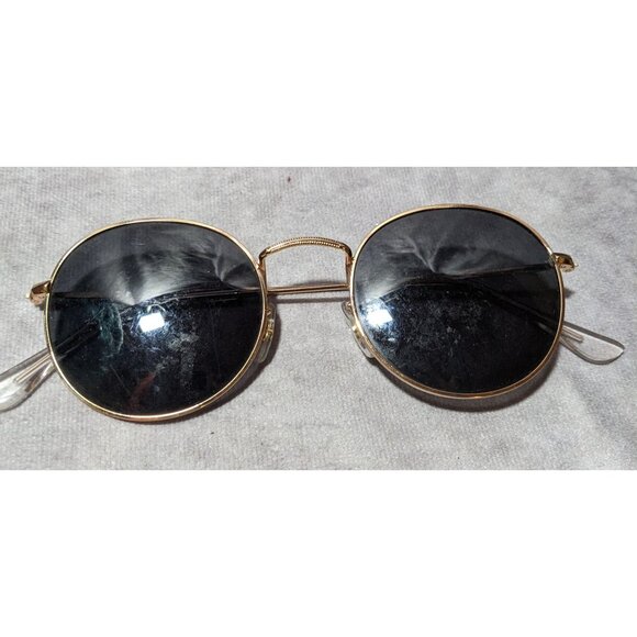 Wearme Pro Black And Gold Round Sunglasses - Picture 7 of 9